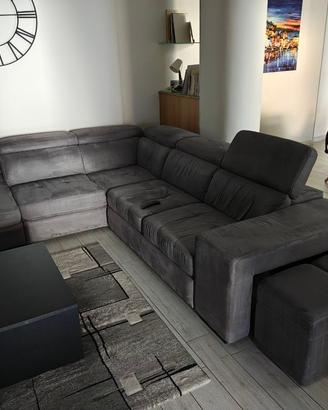 Divano angolare 5 posti con pouf e letto