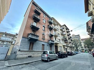 3 LOCALI A TORINO