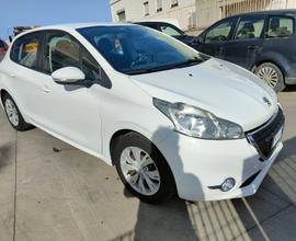 Peugeot 208 1.2 VTi 82 CV 5 porte Allure