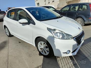 Peugeot 208 1.2 VTi 82 CV 5 porte Allure