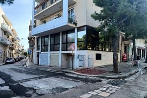 3 LOCALI A POLIGNANO A MARE