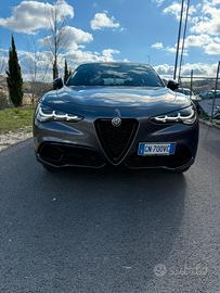 Stelvio 2.2 TD Q4 Sprint 210CV