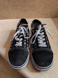 scarpe modello Vans 