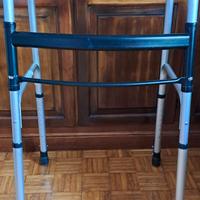 Deambulatore pieghevole