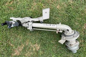 Irrigatore con cavalletto