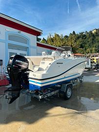 Quicksilver 555 Activ 2015 Mercury PRO 40/70