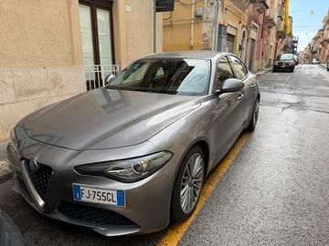 Alfa Romeo Giulia 2.2 180cv AT8 Super