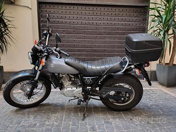 Suzuki Van Van 200