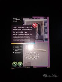 Striscia led con sensore di movimento
