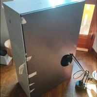 Mobiletto armadio con ripiani bianco/nero – ottime