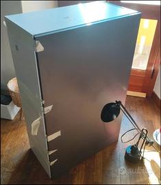 Mobiletto armadio con ripiani bianco/nero – ottime