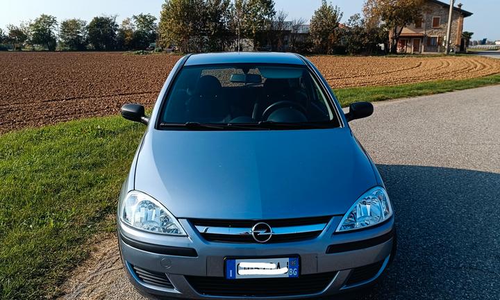 Opel Corsa 1.0 benz. anno 2005 / 87000km