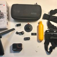 Insta 360 Ace pro + treppiede PGYTECH e quickmount