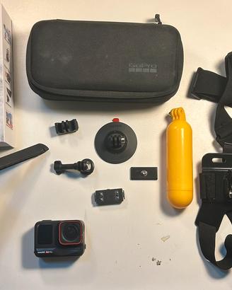 Insta 360 Ace pro + treppiede PGYTECH e quickmount