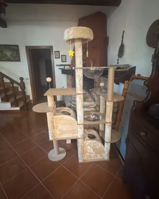 Tiragraffi in legno