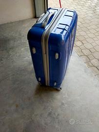  valigia semirigida con quattro ruote