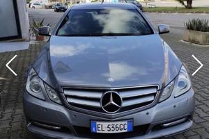 MERCEDES-BENZ E 220 CDI Coupé BlueEFFICIENCY