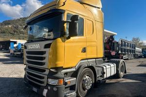 Trattore stradale Scania R490