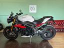 triumph-speed-triple-1050-r-2016