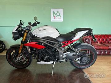 Triumph Speed Triple 1050 R - 2016