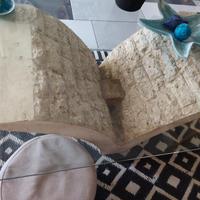 tavolino salotto molto particolare 