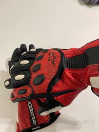 Guanti moto