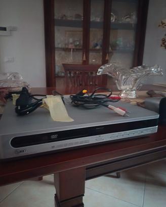 Home theatre LG 5+1 con lettore cd e DVD
