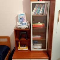  vetrina con cassetti 