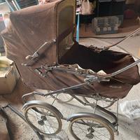 Carrozzina d’epoca