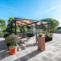 APPARTAMENTO IN RESIDENCE CON TERRAZZA PANORAMICA