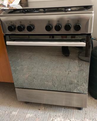 Cucina inox Hot Point Ariston GPL / Metano