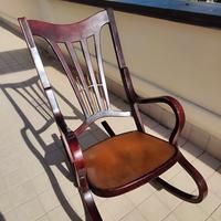 Dondolo marcato Thonet nr 7411 del 1888 circa