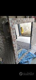specchio con cornice mosaico