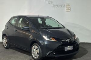 Toyota Aygo 1.0 72 CV 5 porte x-trend