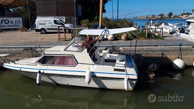 Gobbi 22 cabin