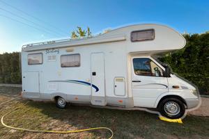 Mansardato Mercedes 6 posti viaggio