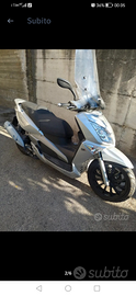 Scooter Benelli 350i