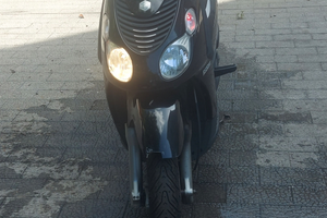 Piaggio carnaby 200