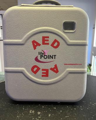 DEFIBRILLATORE SEMIAUTOMATICO