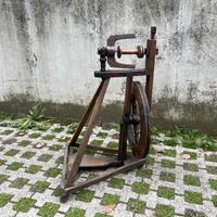 Arcolaio filatoio in legno