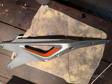 Telaietto Sinistro Ktm 790/890 duke 64103002005