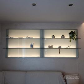 Boiserie 240x90 con illuminazione regolabile