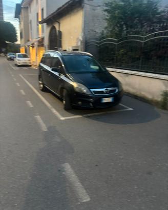 Opel Zafira 2007 - da riparare frizione