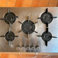 Piano cottura 5 fuochi a gas