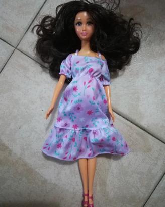 Simil barbie incinta