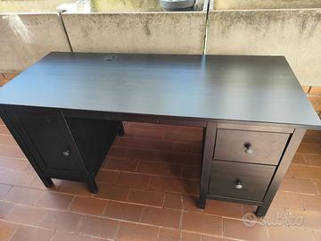 Scrivania Nera Ikea