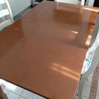 Tavolo cucina /sedie