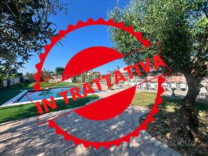Villa o villino Leporano [Cod. rif 3322841VRG]