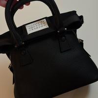 Borsetta stile Maison Margiela nera