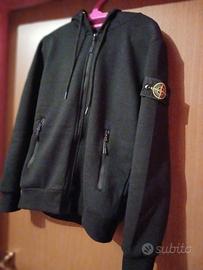 felpa con zip stone island